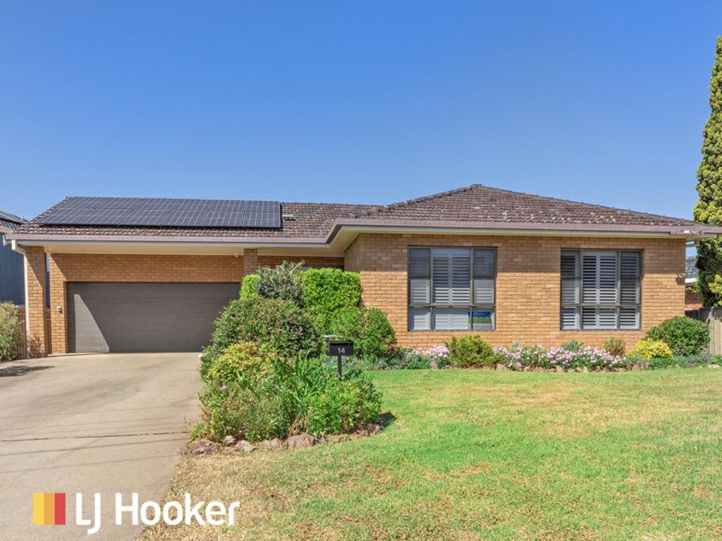 14 Caloola St, Hillvue, NSW 2340