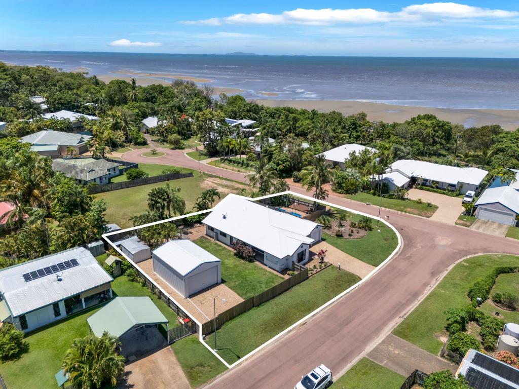 3 Lasindra Ct, Bushland Beach, QLD 4818