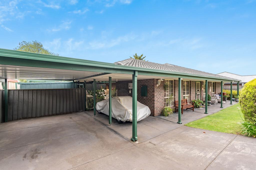 36 Horseshoe Dr, Woodcroft, SA 5162