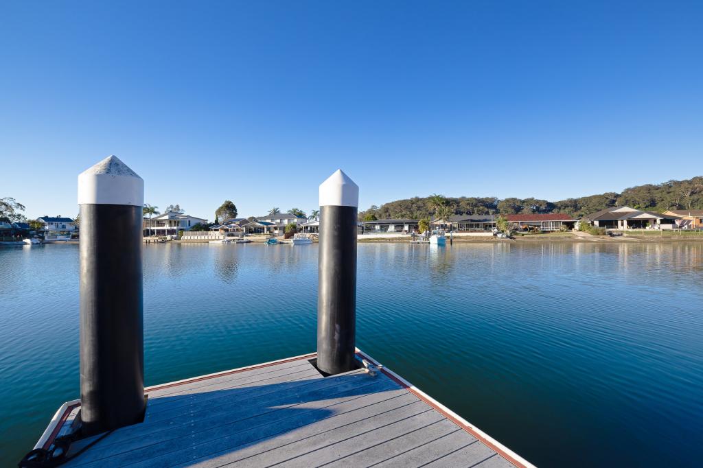 26 Cuttlefish Pde, St Huberts Island, NSW 2257