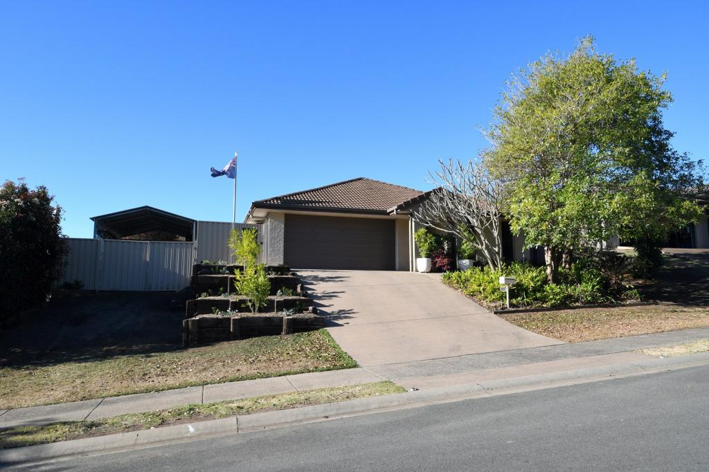 12 Bolingbroke St E, Fernvale, QLD 4306