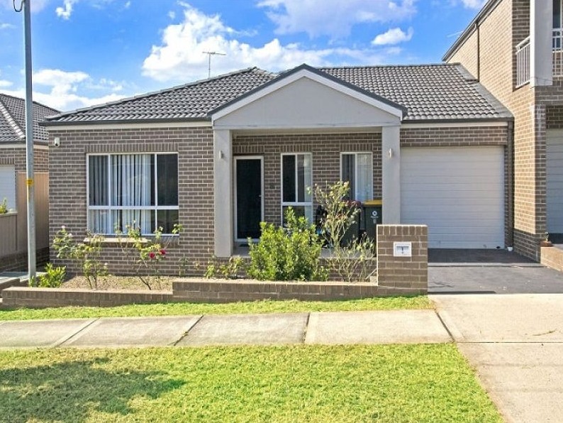 1 Judith St, Pendle Hill, NSW 2145