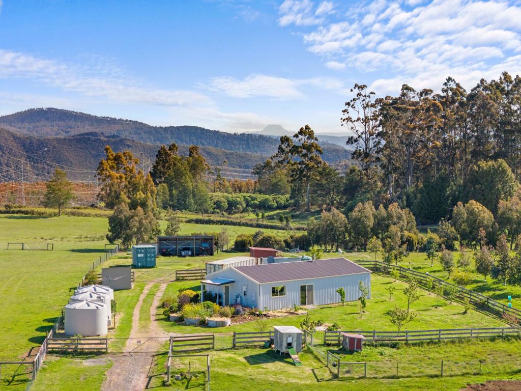 48 Richards Farm Rd, Staverton, TAS 7306