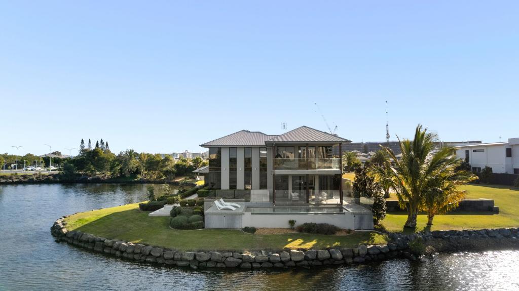 2 Entrance Island, Bokarina, QLD 4575