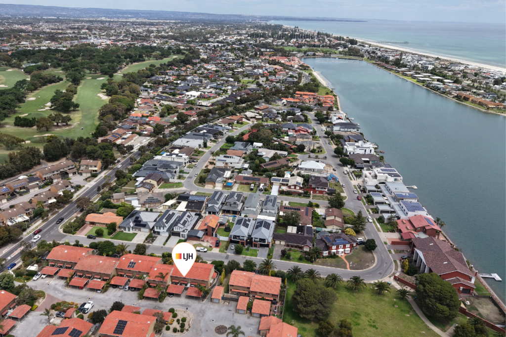 70 Sportsmans Dr, West Lakes, SA 5021