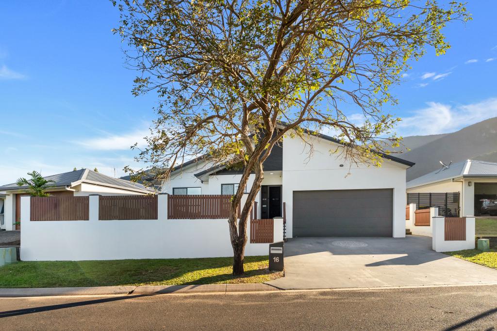 16 Botany Ave, Redlynch, QLD 4870