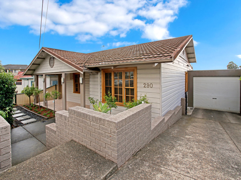 290 King Georges Rd, Roselands, NSW 2196