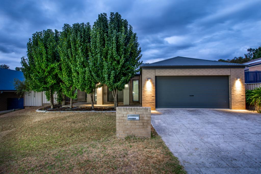 10 Paperbark Ct, Thurgoona, NSW 2640