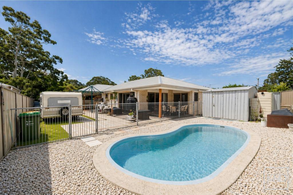18 Regina Ave, Ningi, QLD 4511
