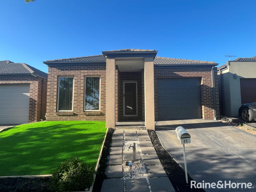 21 Elsternwick St, Caroline Springs, VIC 3023