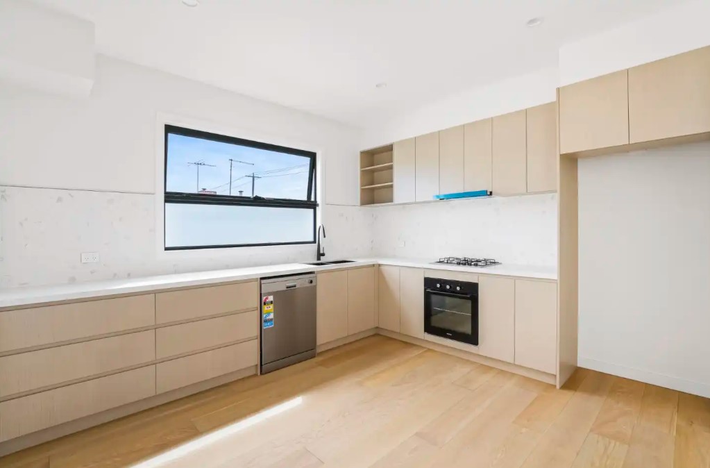 2/116 Gordon St, Footscray, VIC 3011