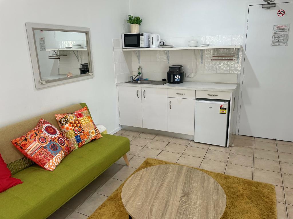 32 Treetop/2 Erromango Dr, Jubilee Pocket, QLD 4802