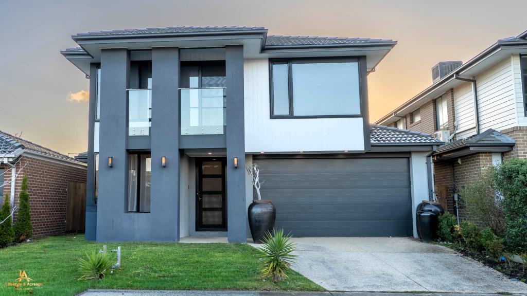28 Hekela St, Clyde North, VIC 3978