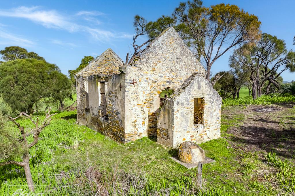  Hancock Rd, Back Valley, SA 5211