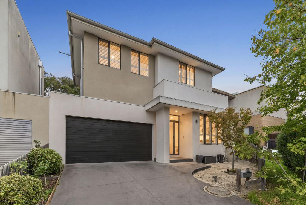 16 Ochre Pl, Mount Waverley, VIC 3149