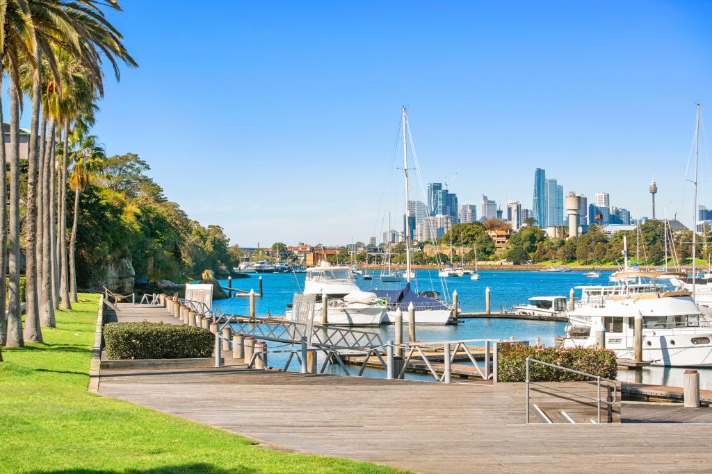 4/3 Le Vesinet Dr, Hunters Hill, NSW 2110
