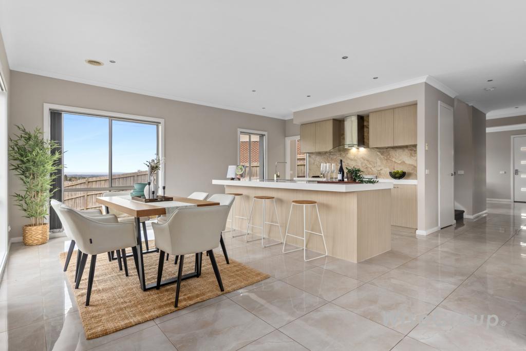 8 Aurora Ct, Pakenham, VIC 3810
