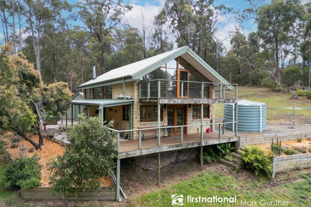 320 Lowes Rd, Healesville, VIC 3777