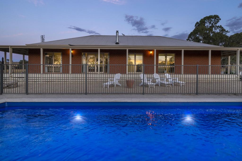 31 High Vista Ct, Mansfield, VIC 3722
