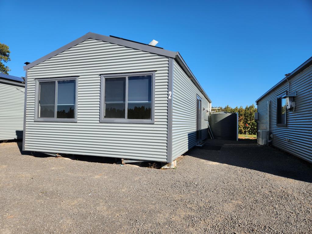 2/45 CHAPMAN LANE, TRESCO, VIC 3583