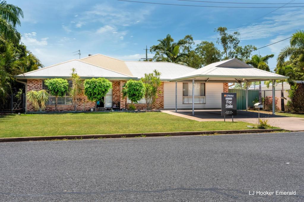 13 Cominos Pl, Emerald, QLD 4720