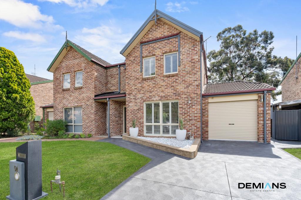 9a Wellwood Ave, Moorebank, NSW 2170