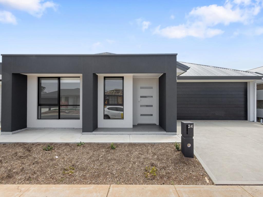 24 Goderich St, Munno Para Downs, SA 5115