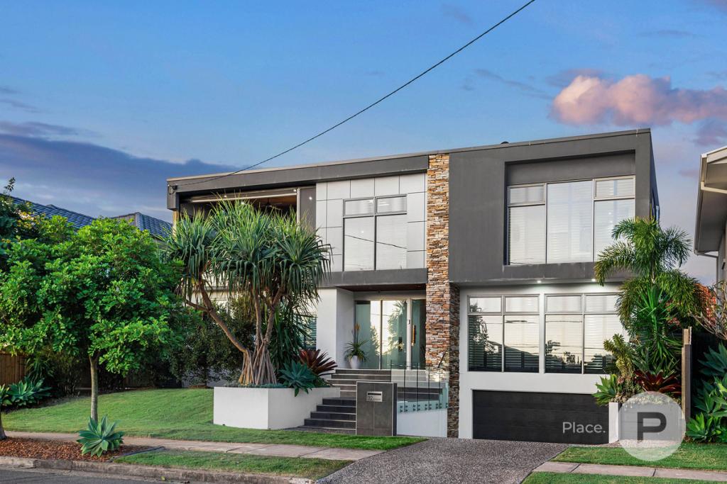 32 Gristock St, Coorparoo, QLD 4151
