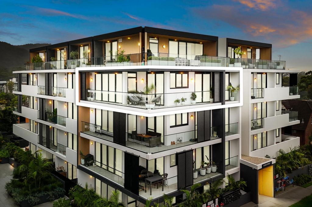 307/8 DUKE ST, POINT FREDERICK, NSW 2250