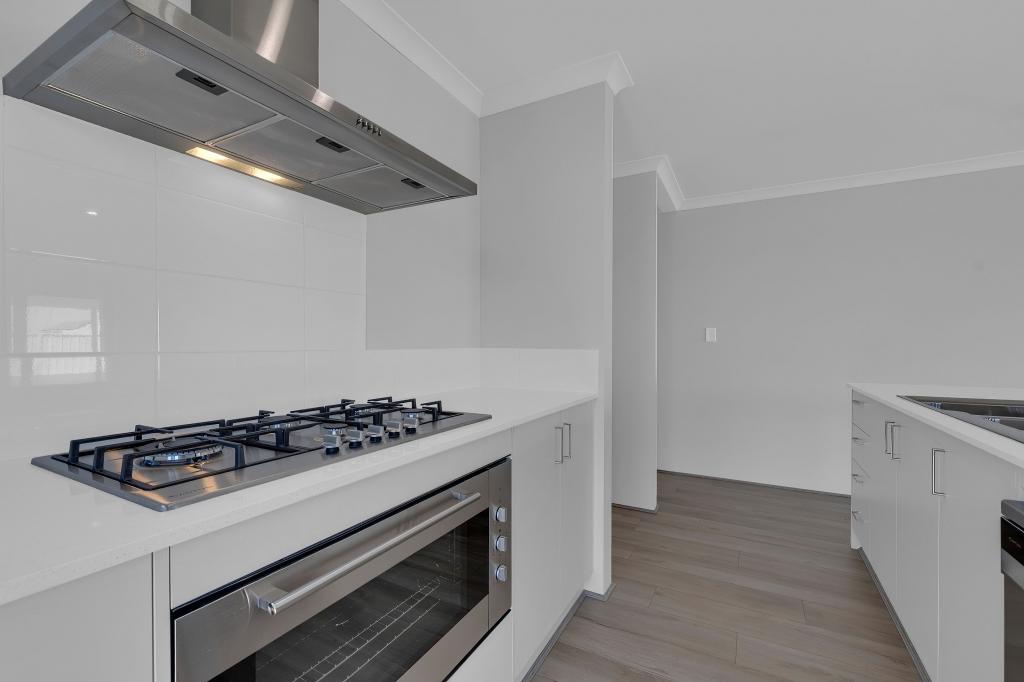 98 Dandaragan Dr, Dawesville, WA 6211