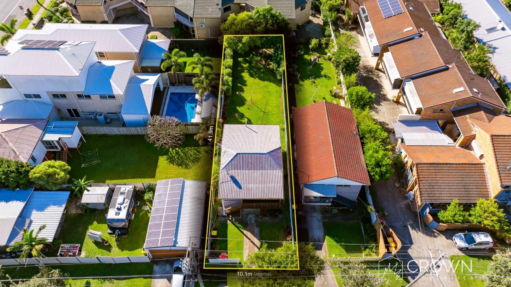 38 Caroline St, Woody Point, QLD 4019