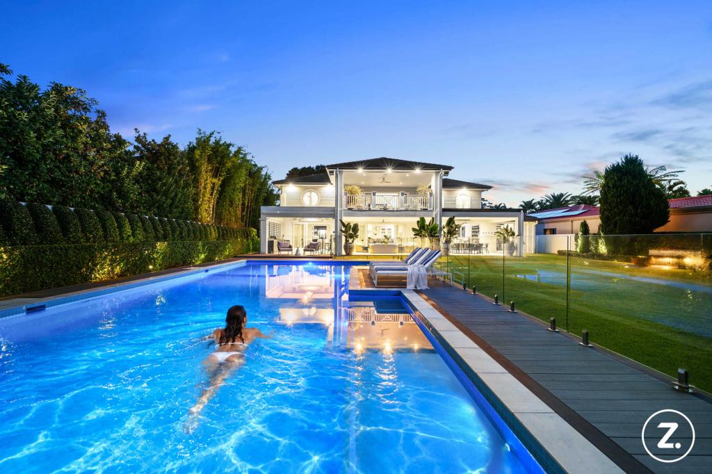 18 MARYLAND AVE, CARRARA, QLD 4211