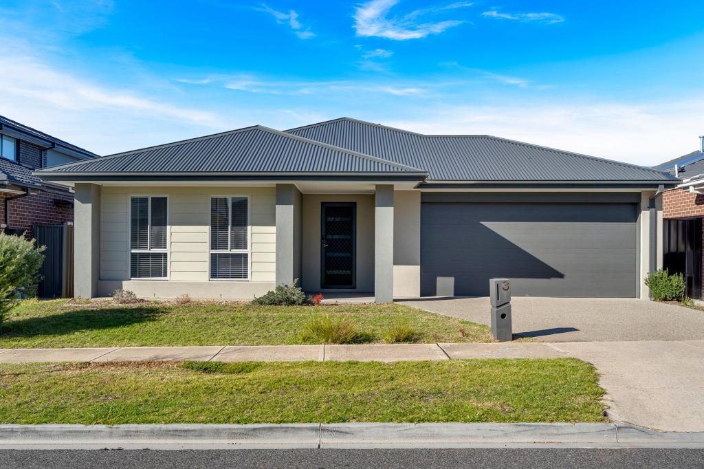 3 Degrees Rd, Greenvale, VIC 3059