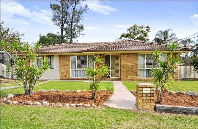 9 Scullin St, Collingwood Park, QLD 4301