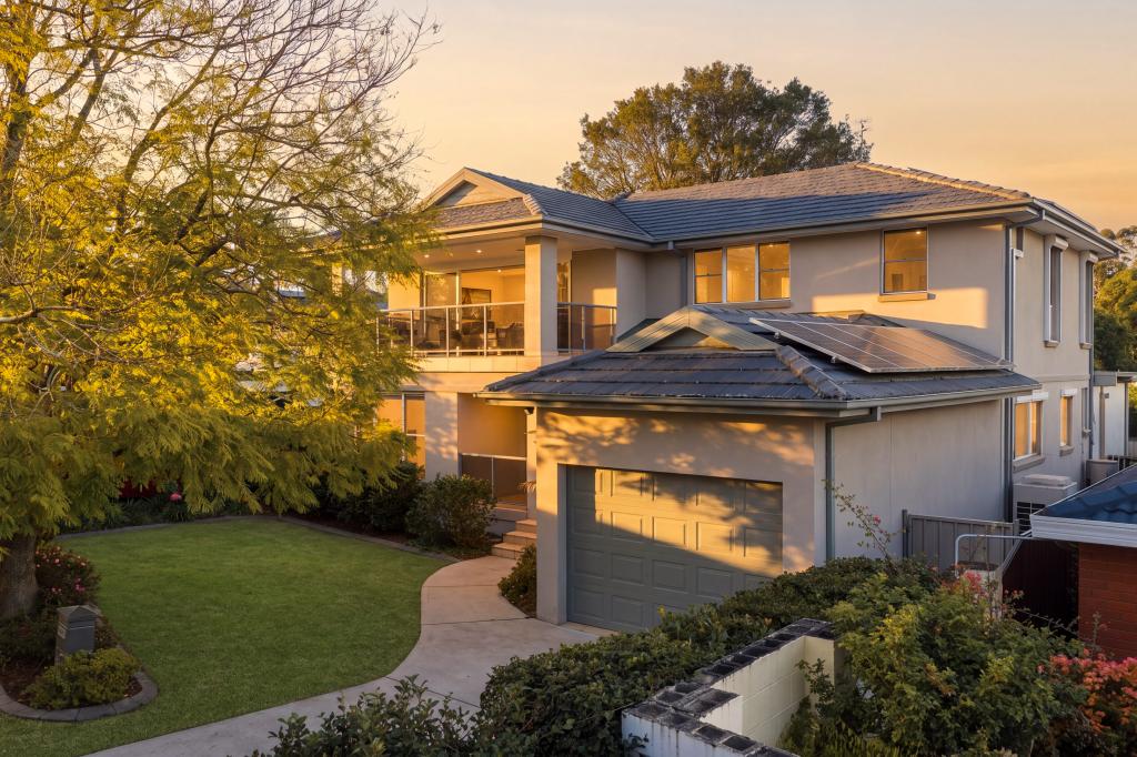 9 Burrendong Rd, Leumeah, NSW 2560