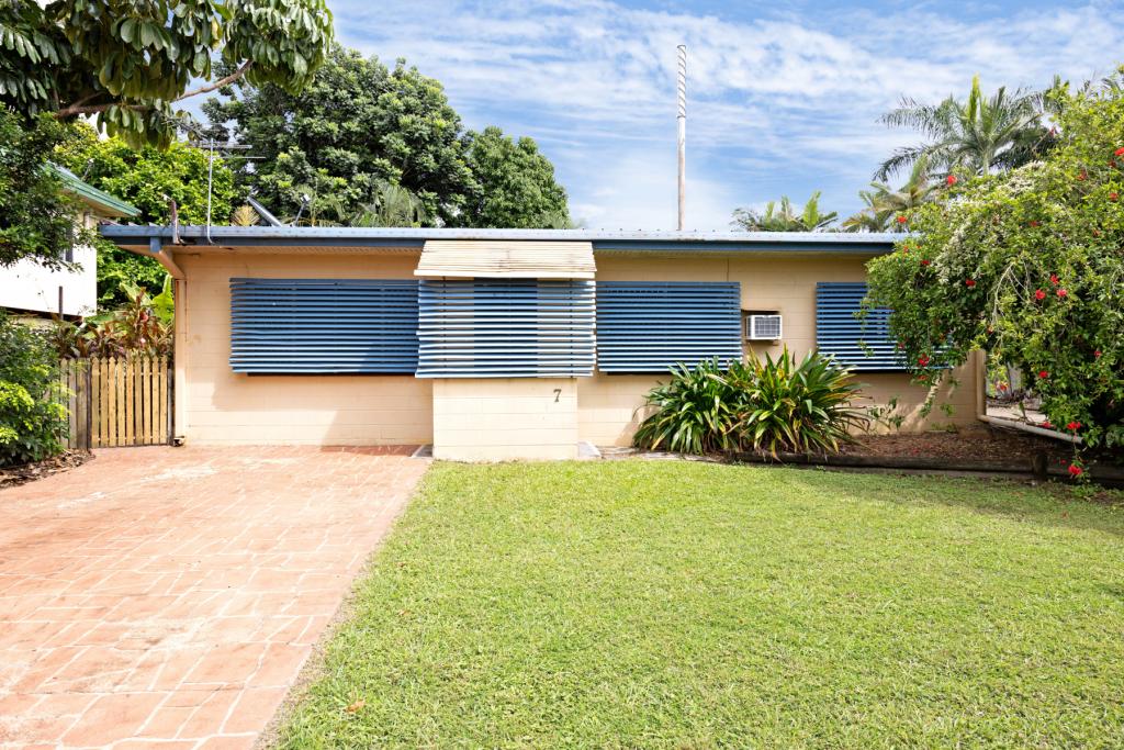 7 Barellan St, Cranbrook, QLD 4814