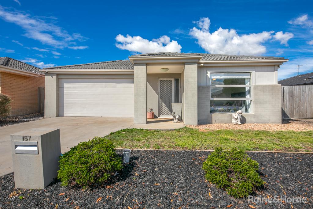 157 JAMES MELROSE DR, BROOKFIELD, VIC 3338