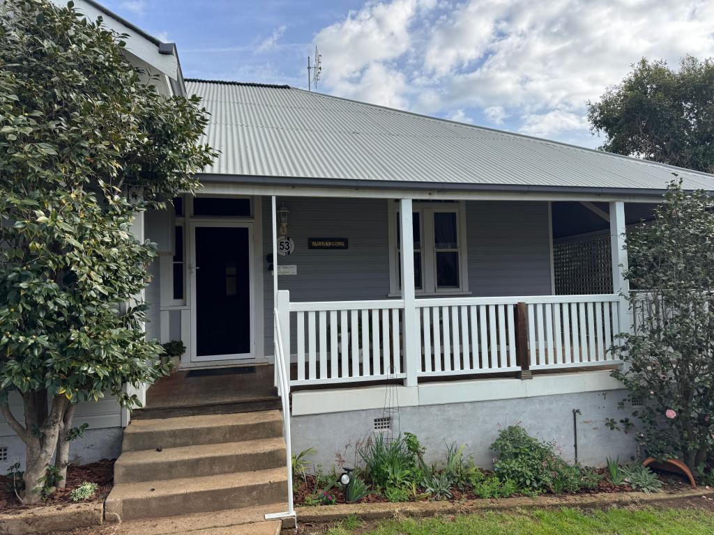 53 CAPLE ST, YOUNG, NSW 2594