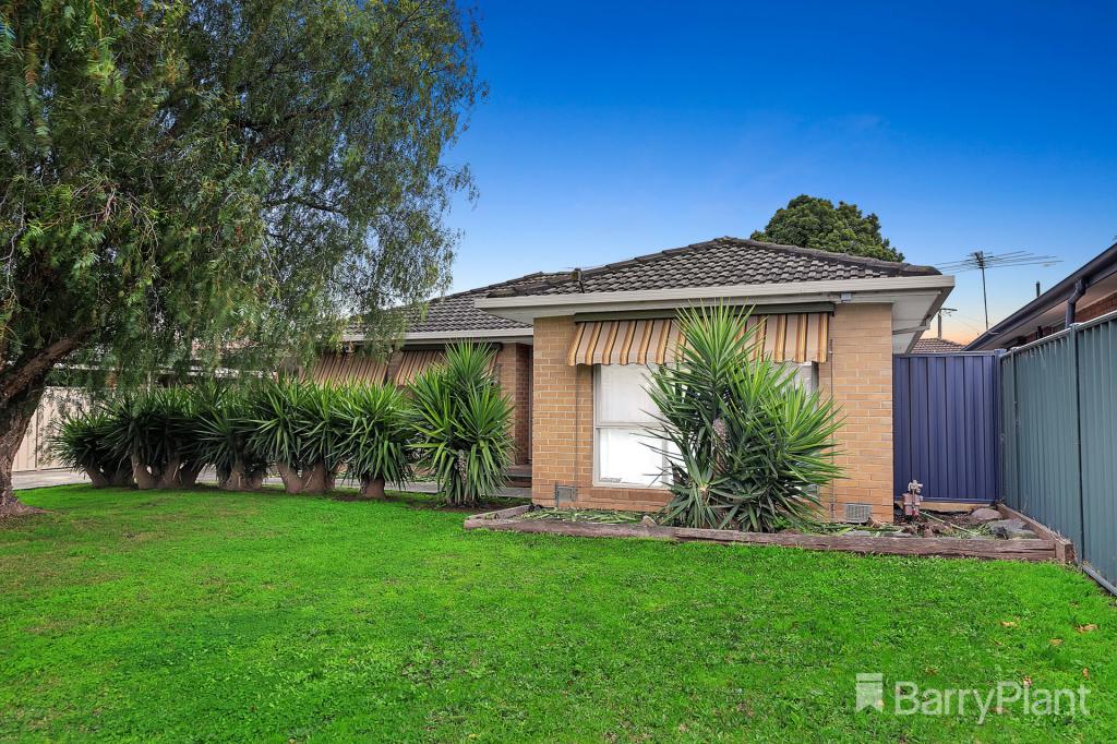 19 SAVANNAH CRES, EPPING, VIC 3076