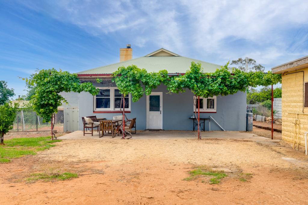 26 Tobruk Tce, Loxton, SA 5333