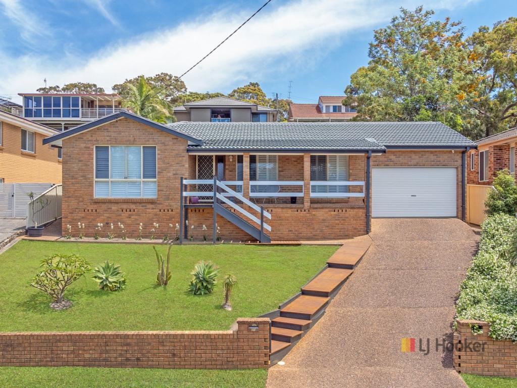 31 MARGHERITA AVE, BATEAU BAY, NSW 2261