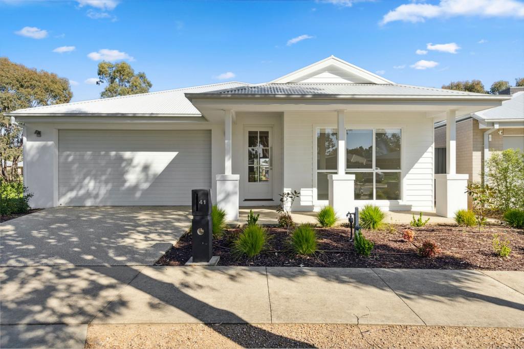 41 Phillip Hyland Dr, Yarrawonga, VIC 3730