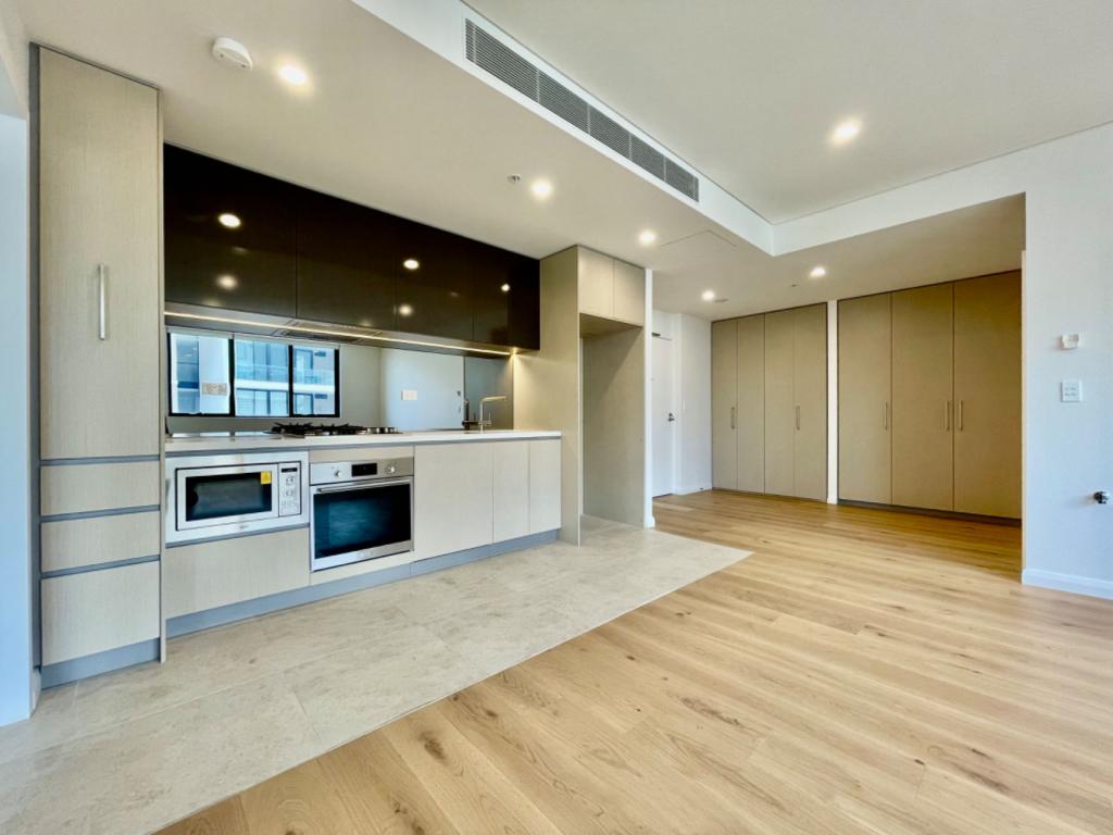 32 Civic Way, Rouse Hill, NSW 2155