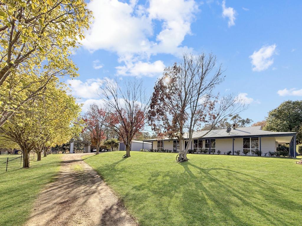 210 Belmore Rd, Burrangong, NSW 2594