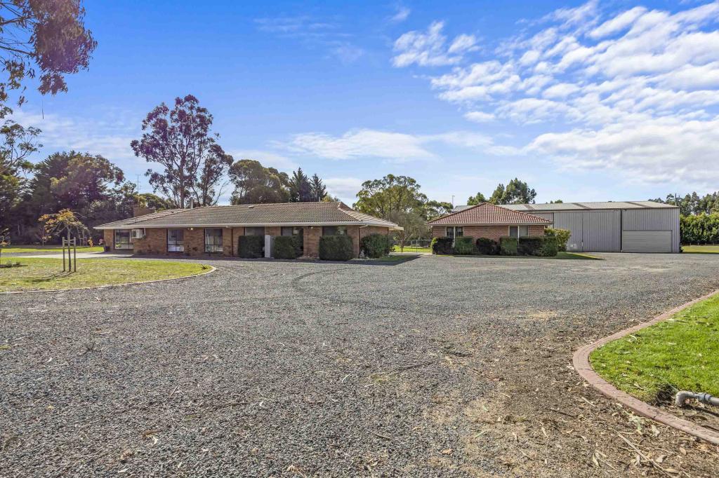 131 Coulsons Rd, Warrenheip, VIC 3352