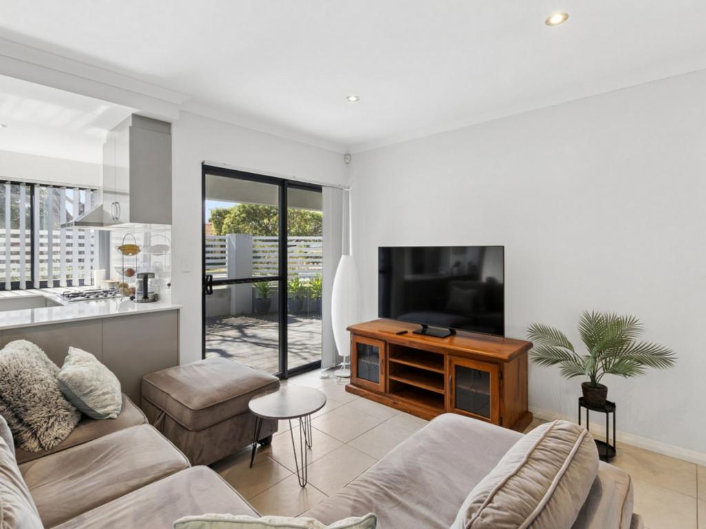 4a Oakney Ave, Nollamara, WA 6061