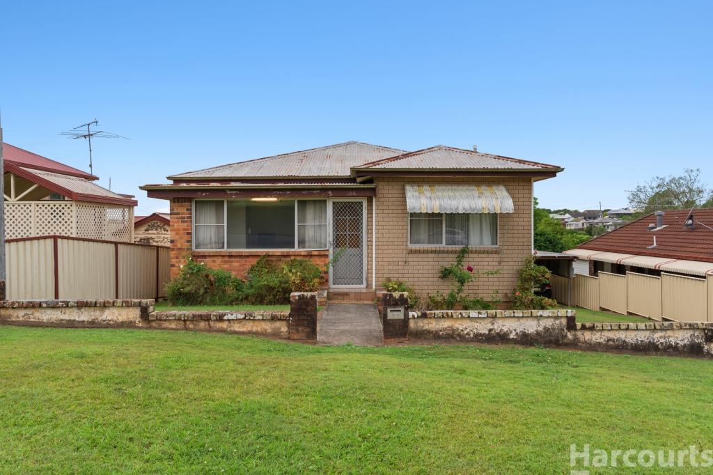 125 TOZER ST, WEST KEMPSEY, NSW 2440