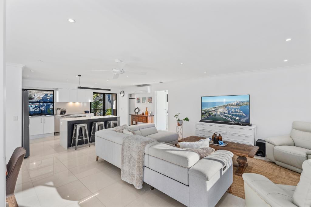 63 Lambros Dr, Benowa, QLD 4217