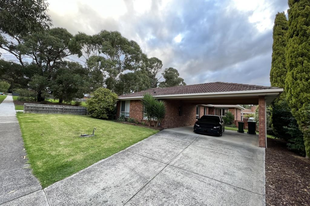 67 Yarra Rd, Croydon Hills, VIC 3136