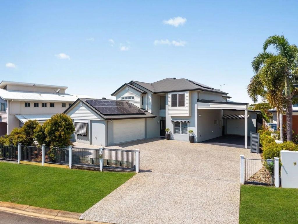 12 Bedarra St, Redland Bay, QLD 4165